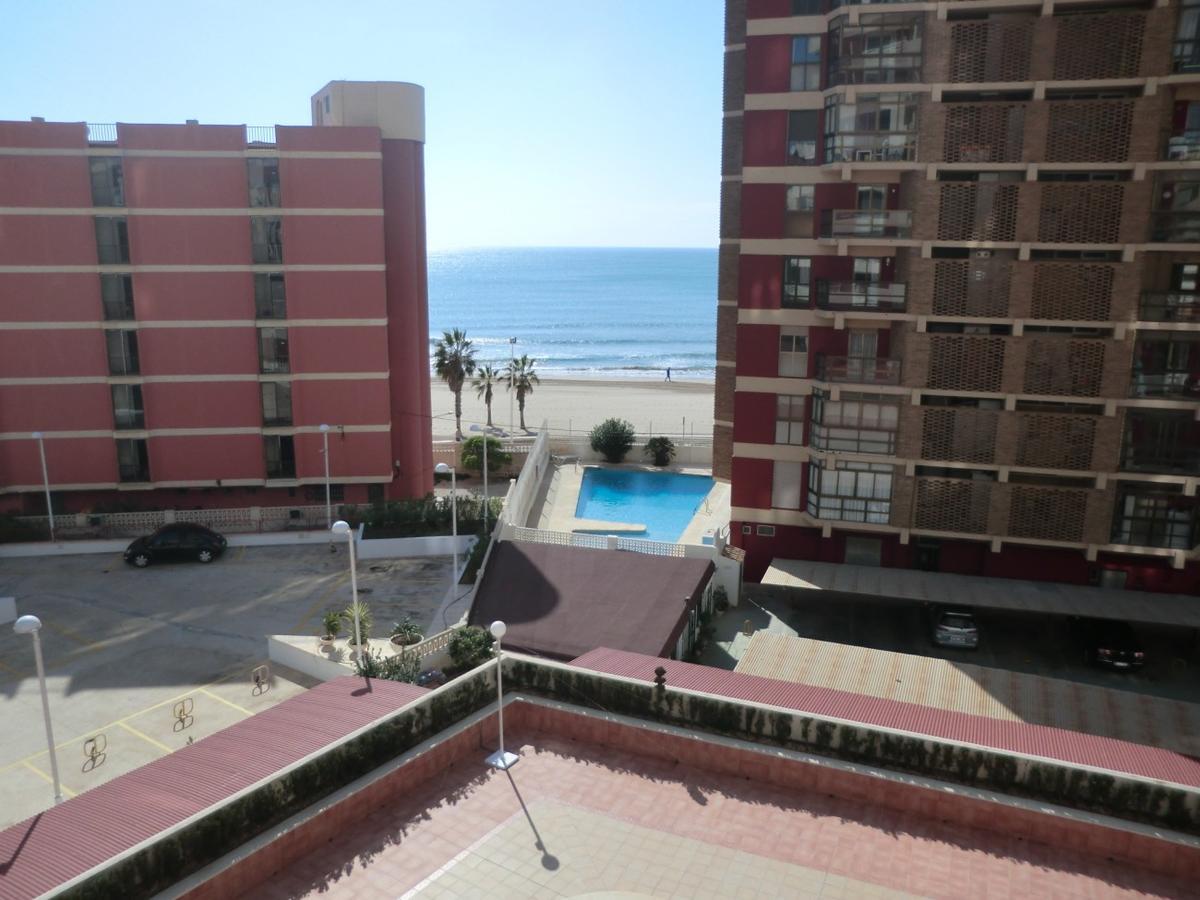 شقة Edificio Playa De Oro كاليبي المظهر الخارجي الصورة